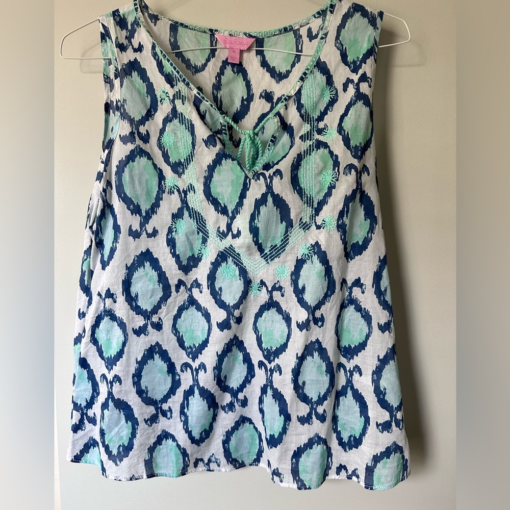 Resort top